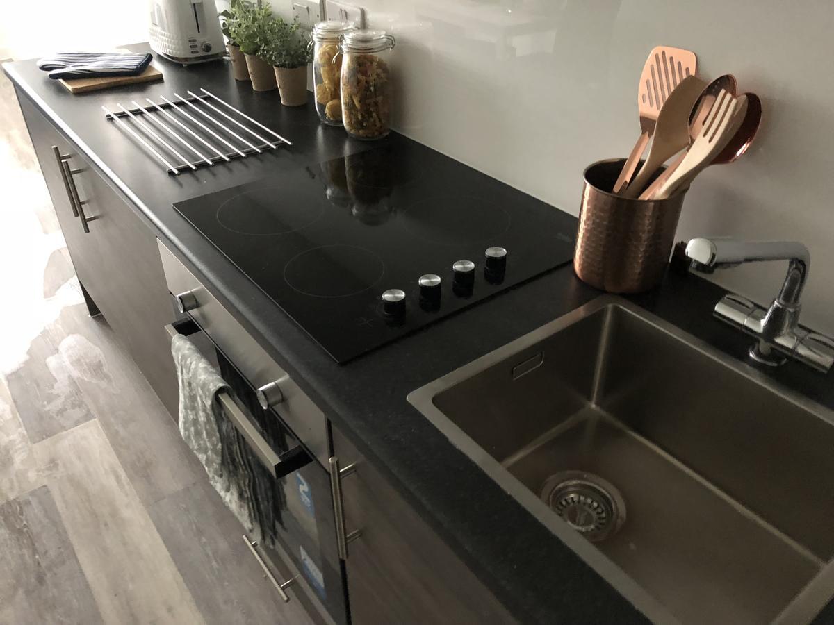 Caro Short - Parker Street Aparthotel 4*