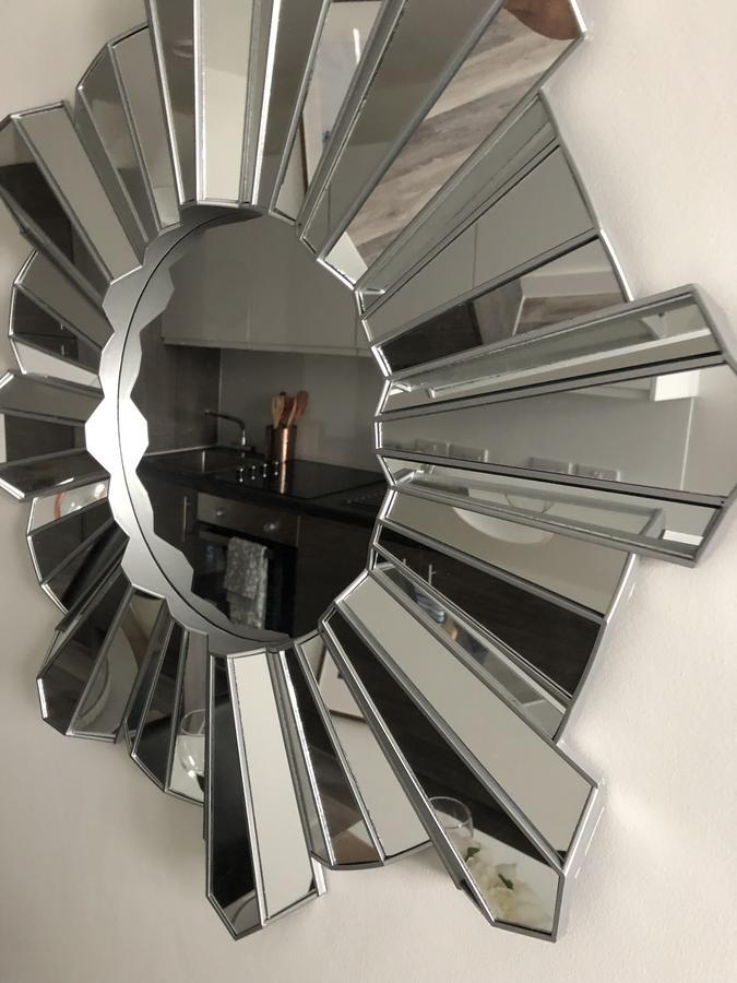 Caro Short - Parker Street Aparthotel