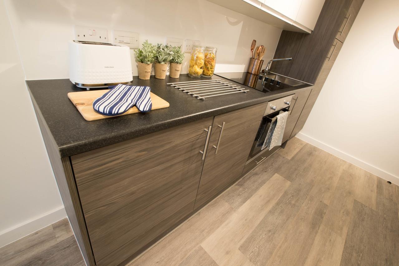 Caro Short - Parker Street Aparthotel