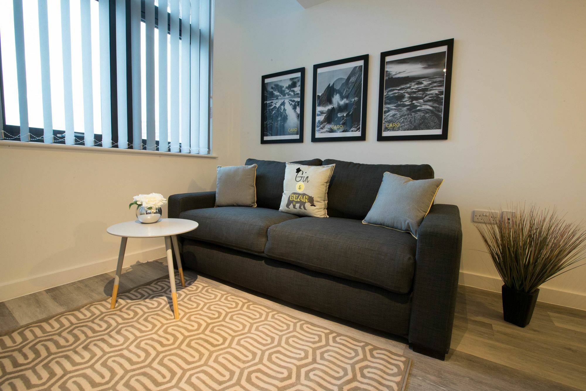 Caro Short - Parker Street Aparthotel 4*